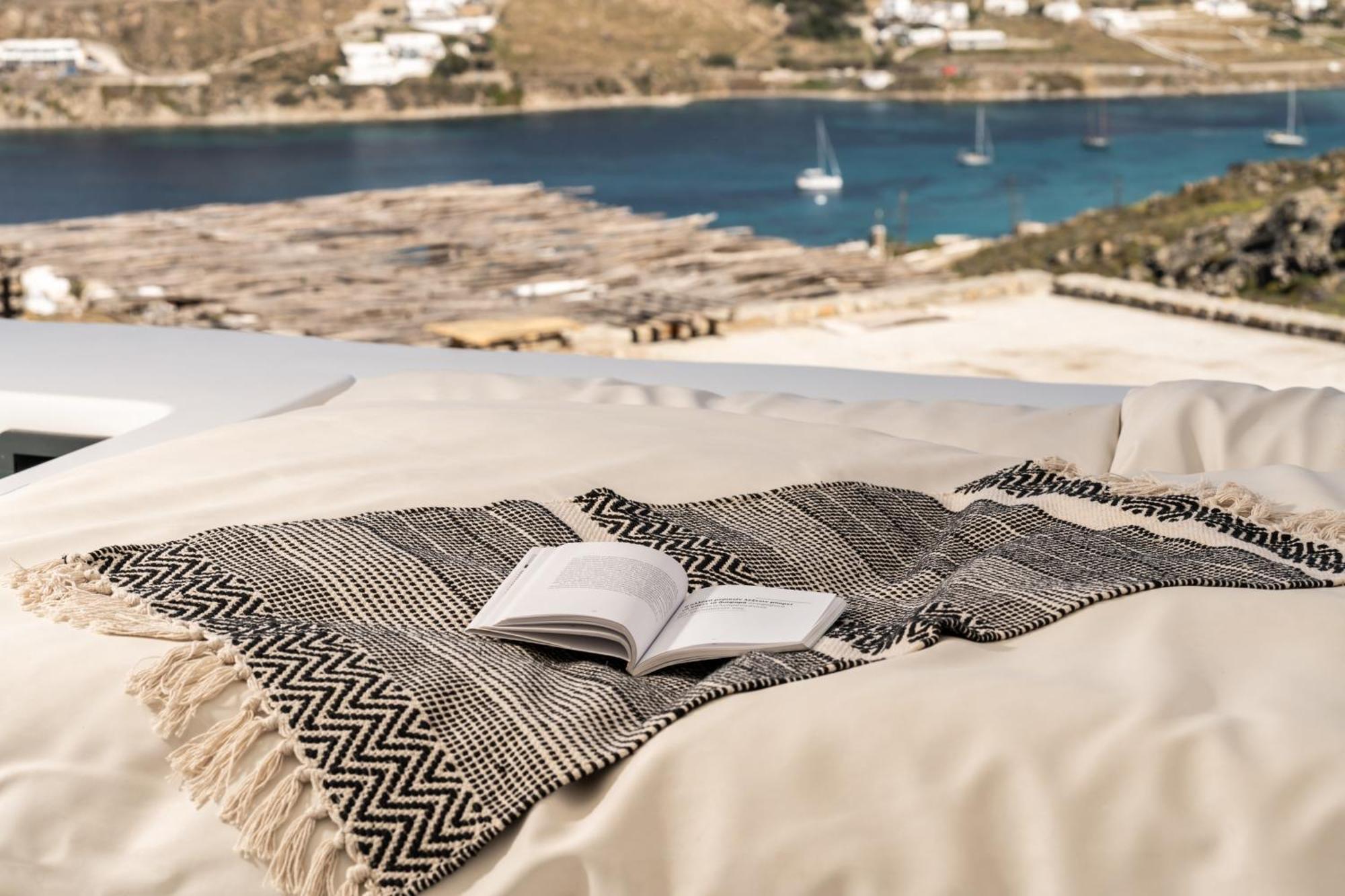 White Stone Mykonos Hotell Agios Ioannis Diakoftis Eksteriør bilde